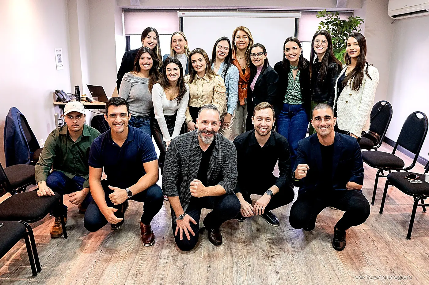 Turma em treinamento presencial